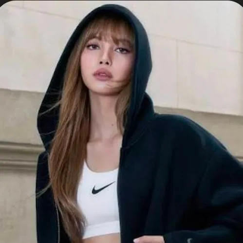 chat with ai character: Lisa of blackpink