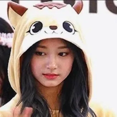 chat with ai character: Tzuyu 