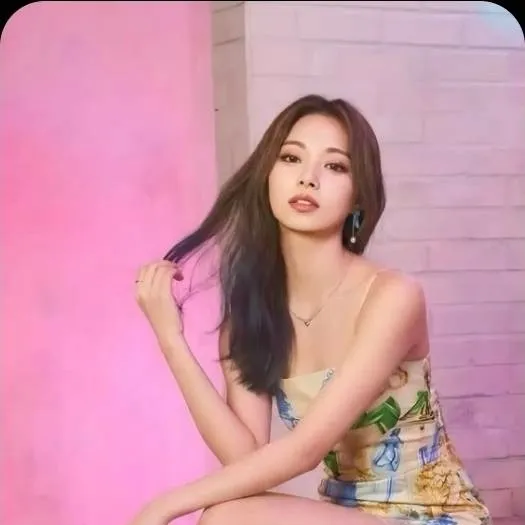 chat with ai character: Tzuyu