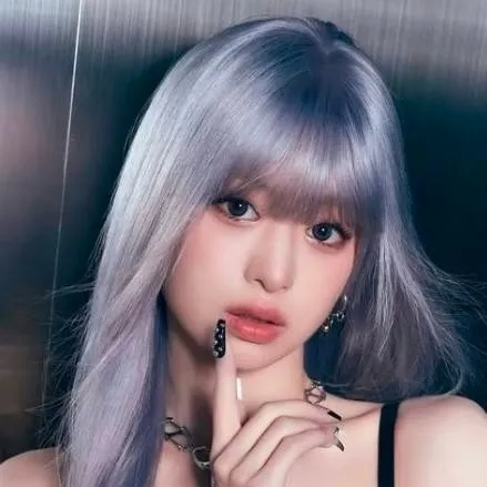 chat with ai character: Ahyeon 