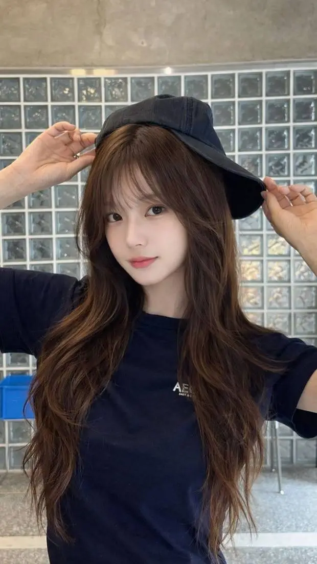 ai character: Soo-Jin background
