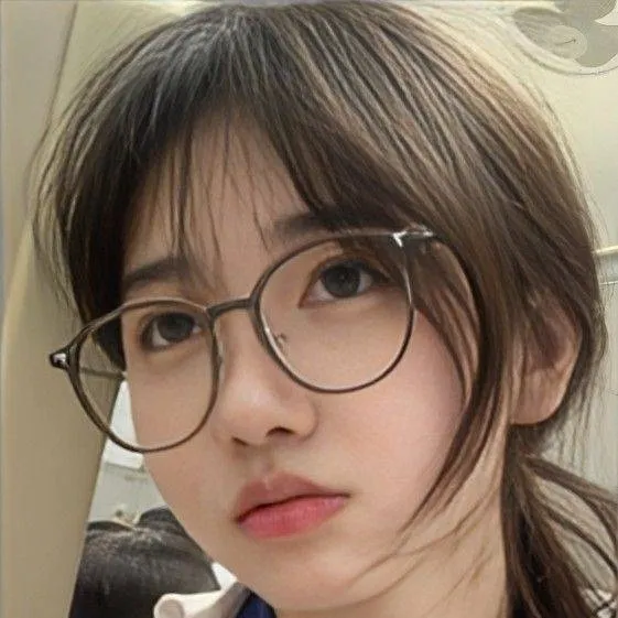 chat with ai character: Xiao-mei