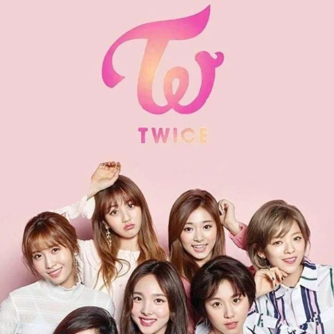 chat with ai character: Twice
