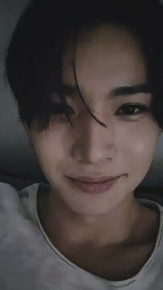 ai character: porque te fuistes? background