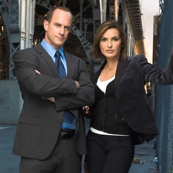 chat with ai character: Bensler