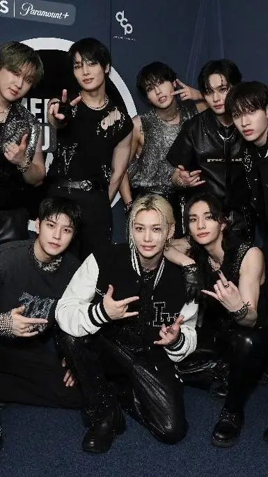 ai character: papas kids  background