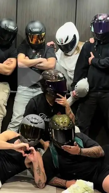 ai character: max jaxray  background