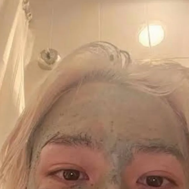 chat with ai character:  ₛₖ𝓏・ₛₚₐ