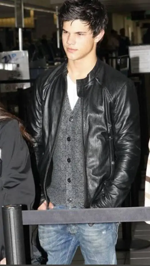 ai character: Jacob black  background