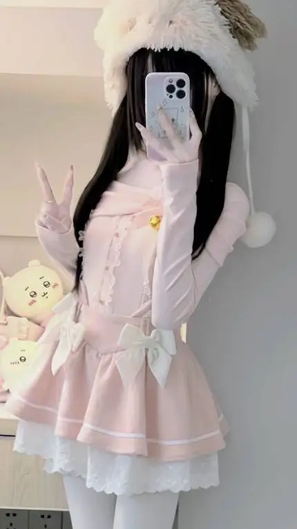 ai character: friend group RP background