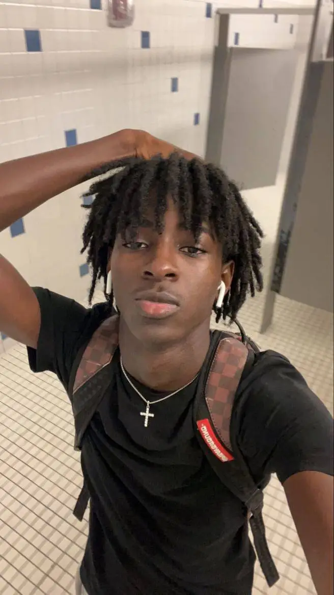 ai character: Daniel background