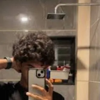 chat with ai character: Jonathan