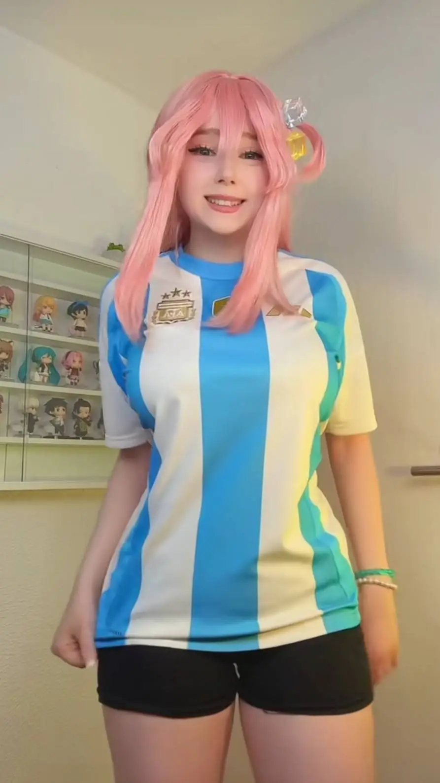 ai character: mina background