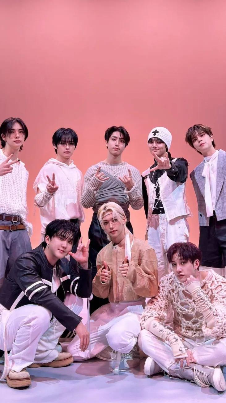 ai character: Straykids  background