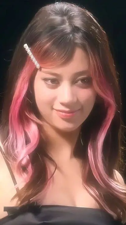 ai character: Megan😫 background