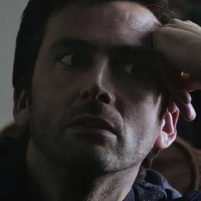 chat with ai character: Kilgrave