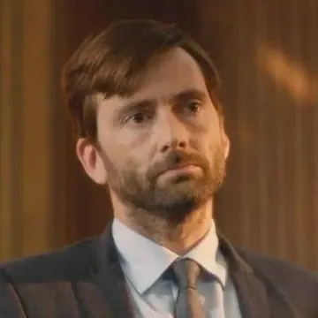 chat with ai character: Alec Hardy