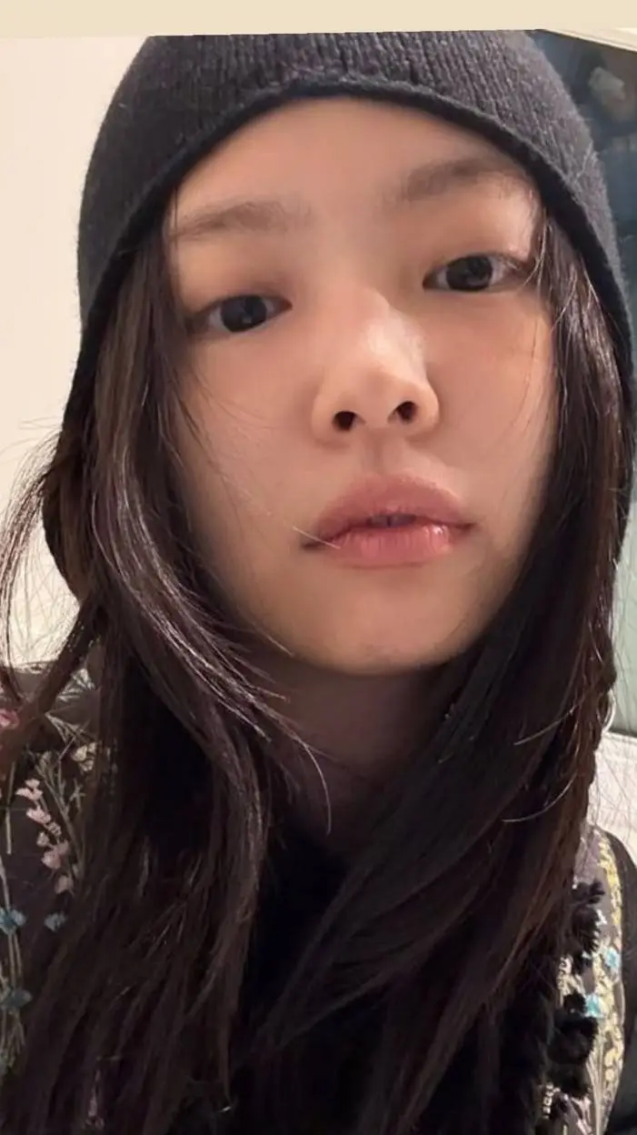 ai character: Jennie background