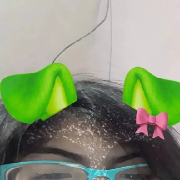 chat with ai character: cecilia