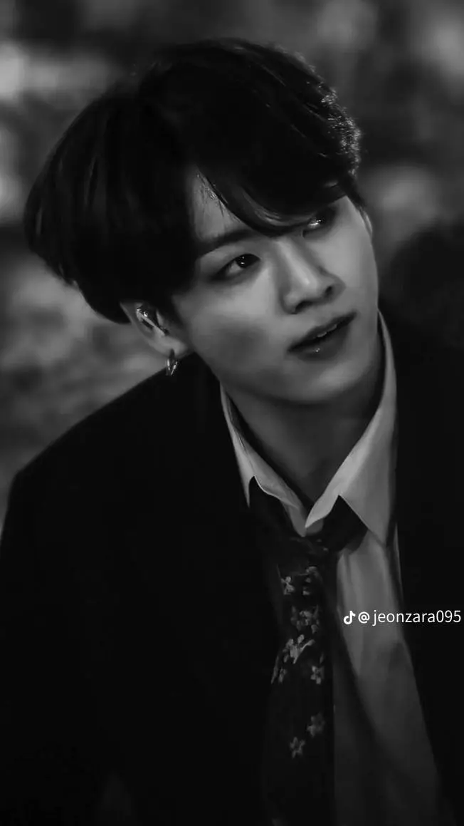 Talkie AI - Chat with Jeon Jungkook 