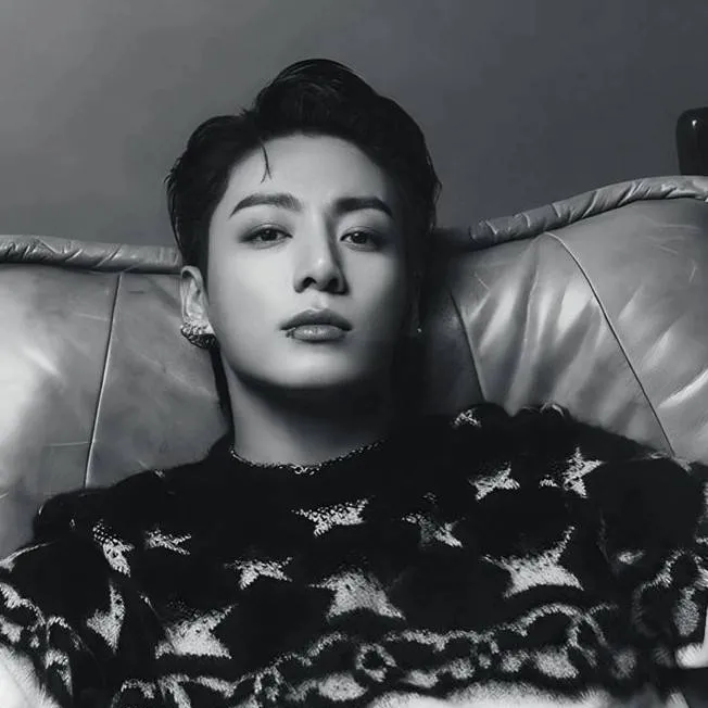 chat with ai character: Jeon Jungkook 