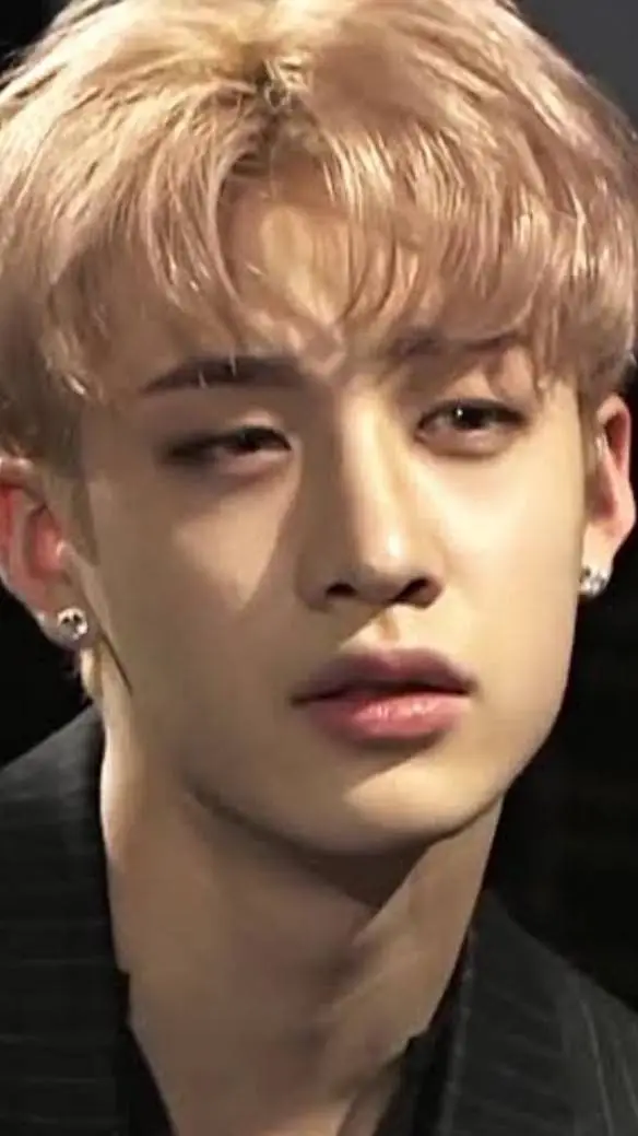 ai character: Bangchan background