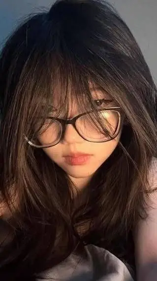 ai character: viel background