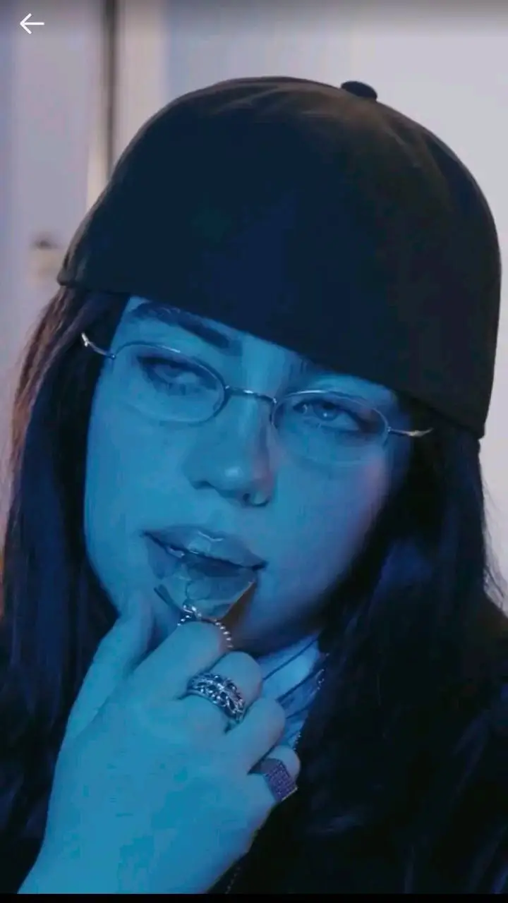 ai character: Billie ellish  background