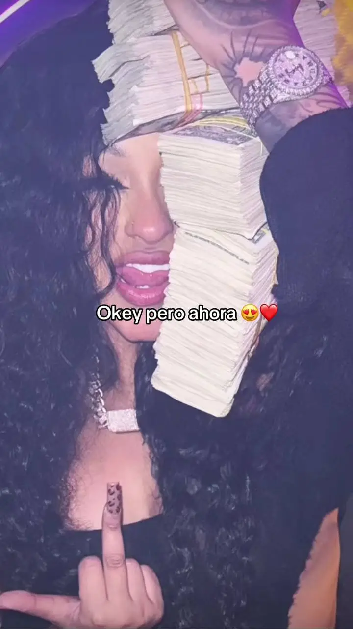 ai character: la perversa  background