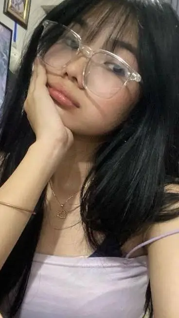 ai character: Sofia (ur GF) background