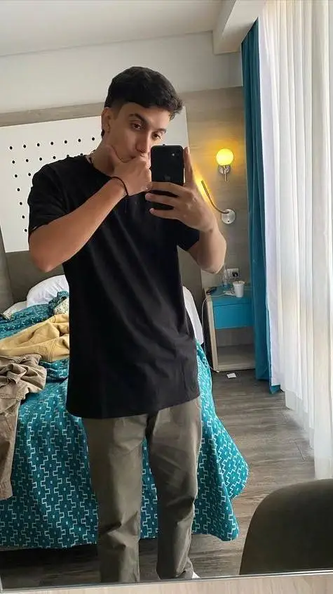 ai character: Abraham🔥 background