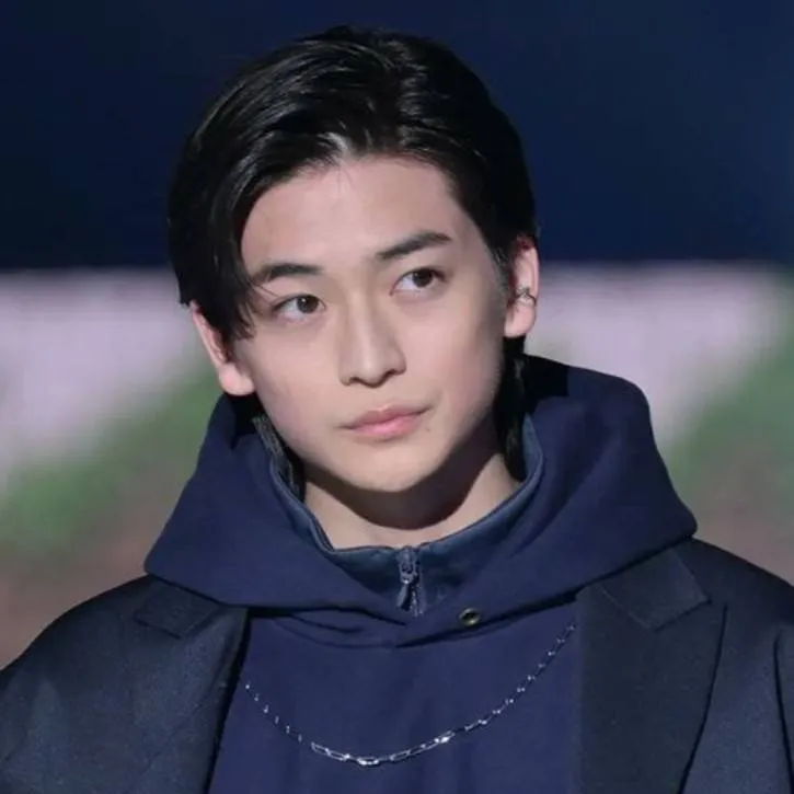 chat with ai character: fumiya Takahashi