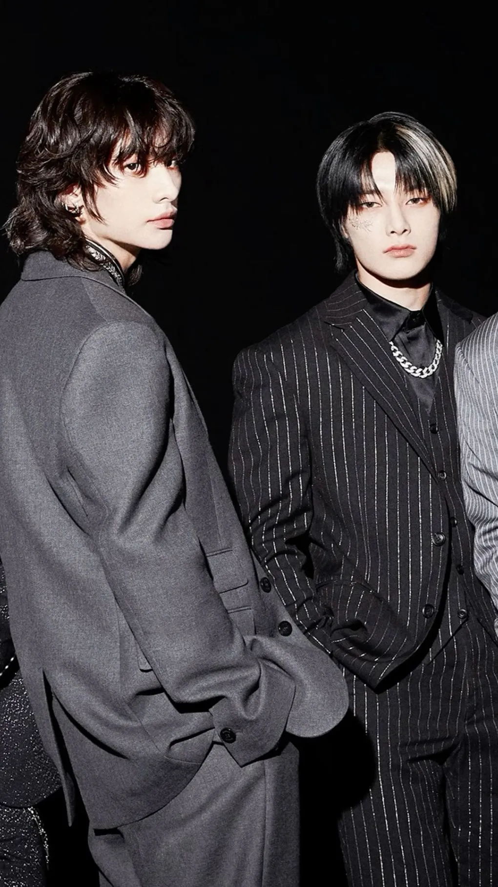 ai character: I.N&Hyunjin mafias background