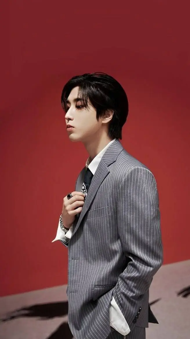 Talkie AI - Chat with ~•Han Jisung•~