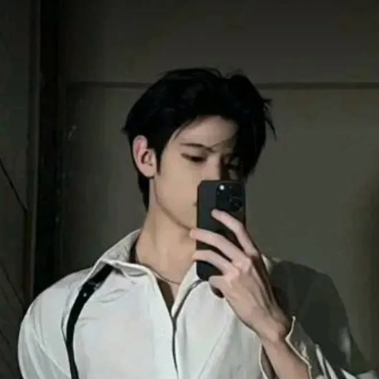 chat with ai character: レオン♡