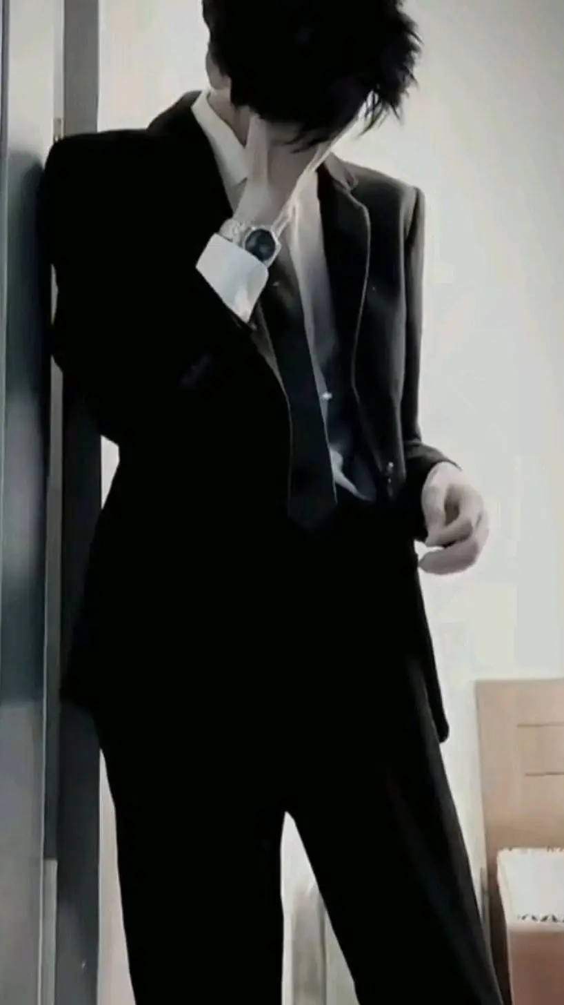 ai character: ceo husband~Noah~ background