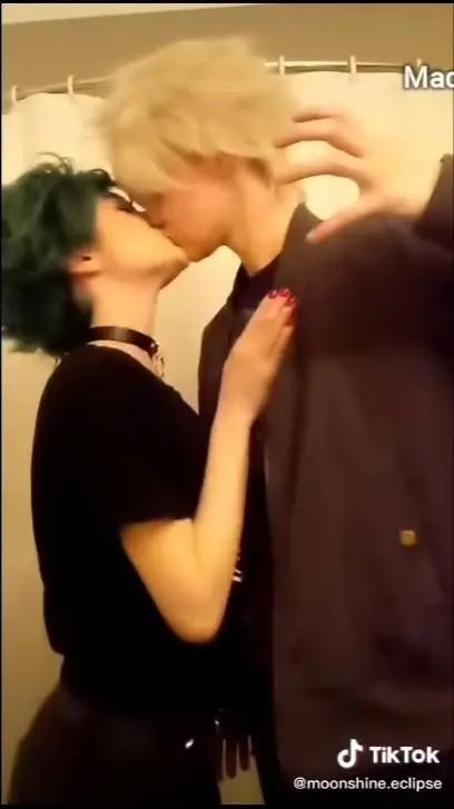 ai character: Mha but love background