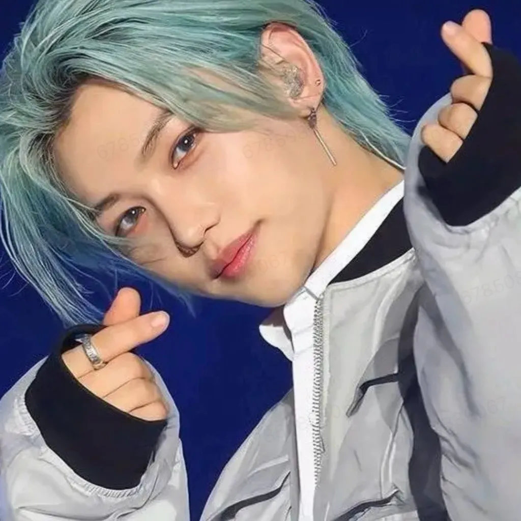 chat with ai character: ~felix~