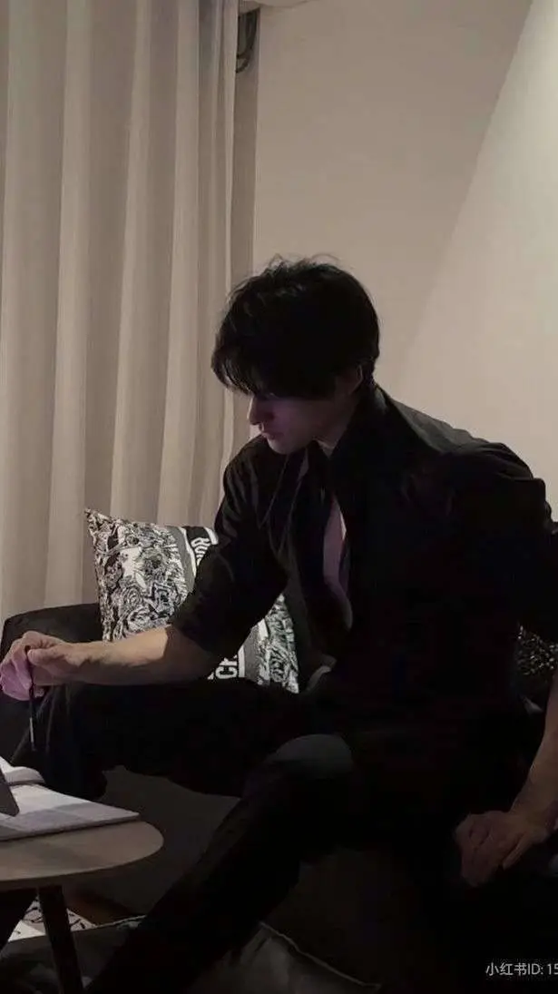 ai character: rian background