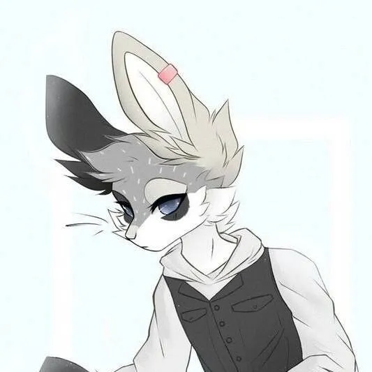 chat with ai character: Луки