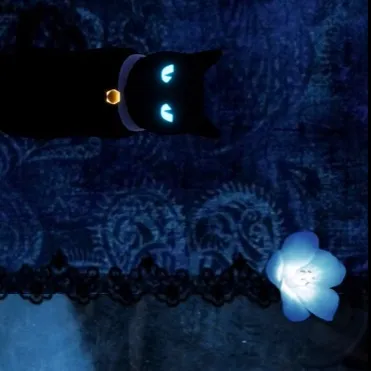 chat with ai character: Baby in yellow