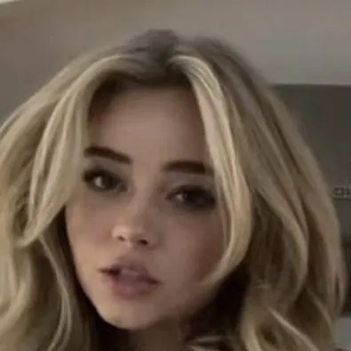 chat with ai character: Mm2