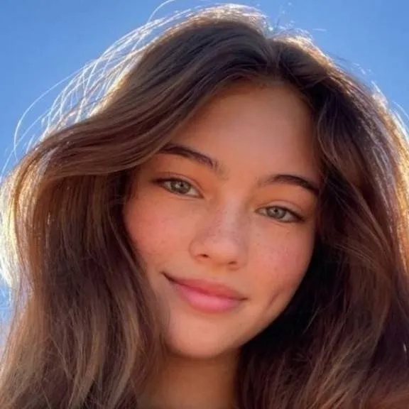 chat with ai character: Matilde