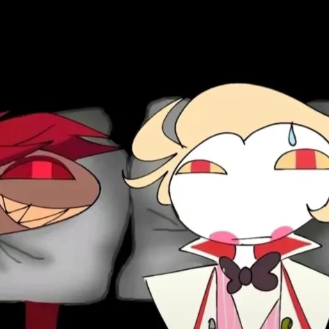 chat with ai character: Radioapple