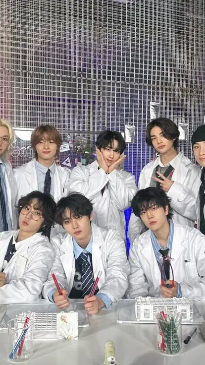 ai character: Skz! background