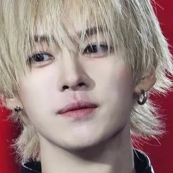 chat with ai character: SKZ (yeah again)