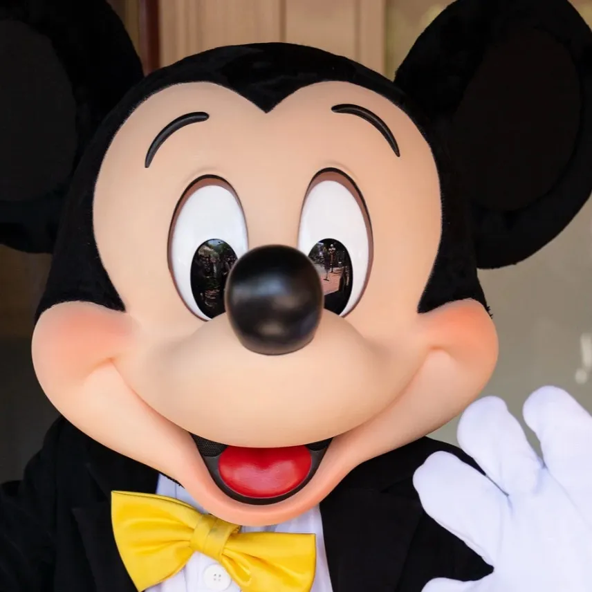 chat with ai character: Micymouse