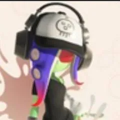 chat with ai character: Acht 