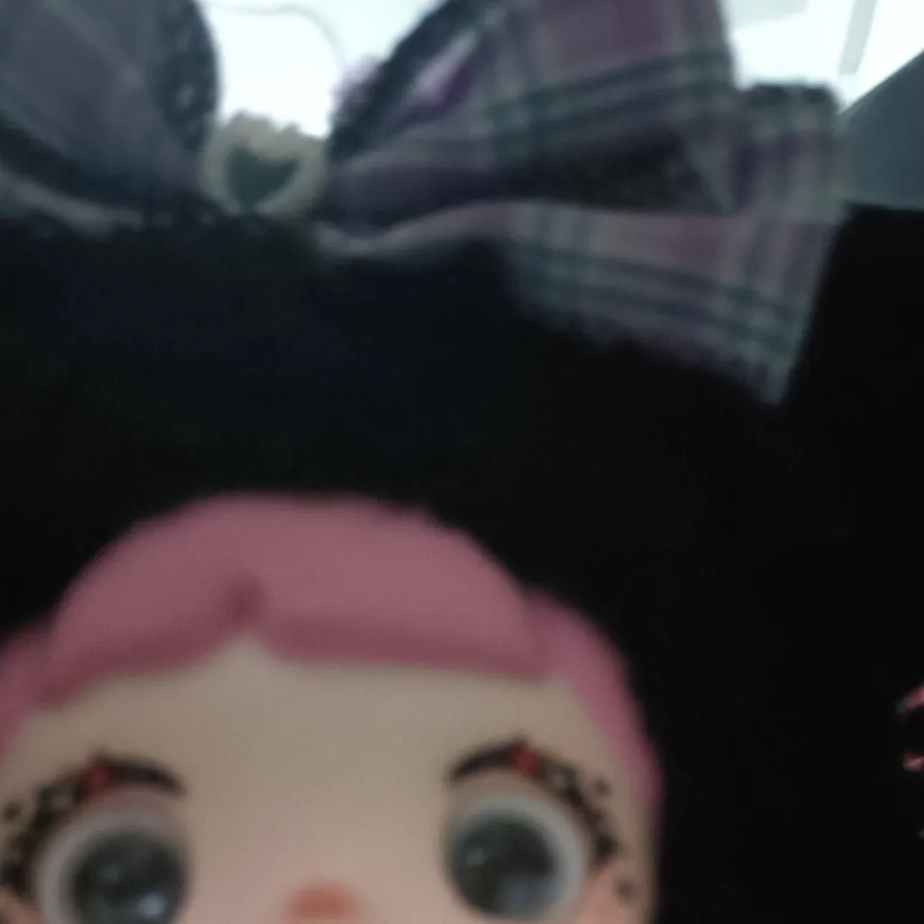 chat with ai character: 𝕞𝕚𝕞𝕚