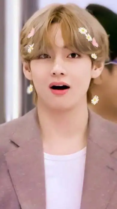 ai character: 🐯V Kim Taehyung🐻 background